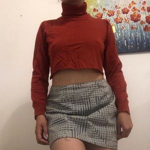 adorable vintage turtle neck top